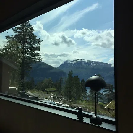 Drommebo * Stryn